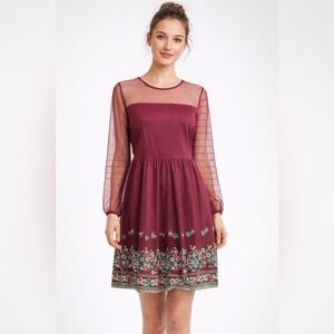 Entro Boutique Dress with tulle overlay and embroidered flowers. Large. NWT